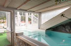 Wellness Hotel Engel - Hallenbad im Dachgeschoss